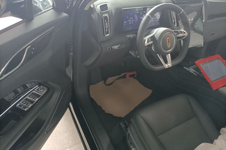 Used Hongqi HS3 PHEV 2025 Model 117km Jingwei Edition Driver Seat