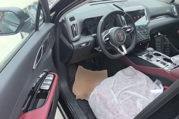 Used Hongqi HS3 PHEV 2025 Model 125km Jingwei 2 Millionth Anniversary Edition Driver Seat