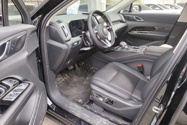 Used Hongqi HS3 PHEV 2025 Model 117km Jingwei Edition Driver Seat