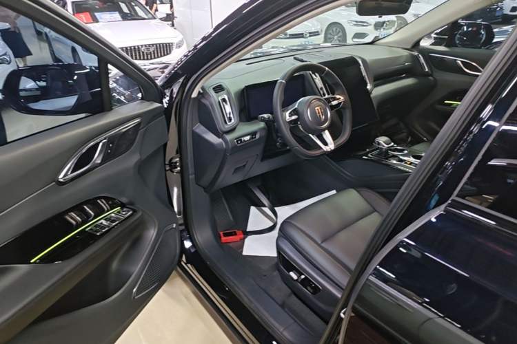Used Hongqi HS3 PHEV 2025 Model PHEV 117km Jingwei PLUS Edition Driver Seat