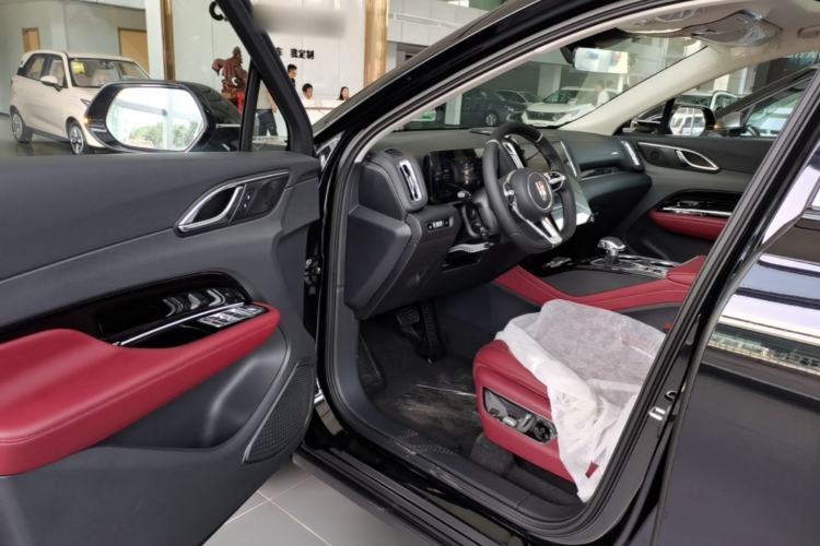 Used Hongqi HS3 PHEV 2025 Model 125km Jingwei PLUS 2 Millionth Anniversary Edition Driver Seat