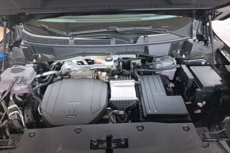 Used Hongqi HS3 PHEV 2025 Model PHEV 117km Jingwei PLUS Edition Engine Bay
