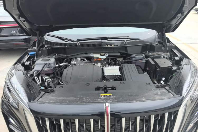 Used Hongqi HS3 PHEV 2025 Model 125km Jingwei 2 Millionth Anniversary Edition Engine Bay