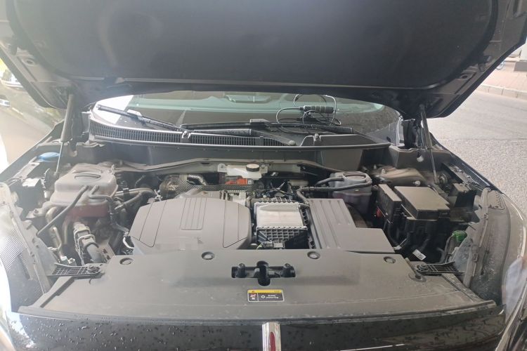 Used Hongqi HS3 PHEV 2025 Model 125km Jingwei 2 Millionth Anniversary Edition Engine Bay