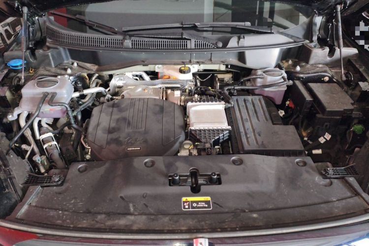 Used Hongqi HS3 PHEV 2025 Model 125km Jingwei 2 Millionth Anniversary Edition Engine Bay