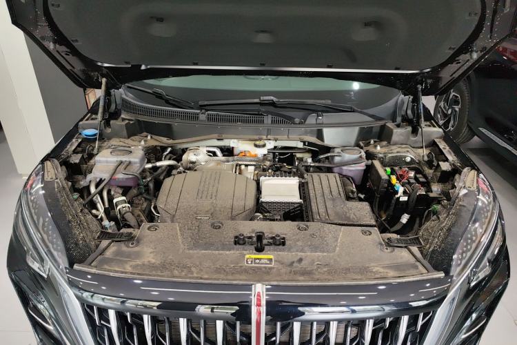 Used Hongqi HS3 PHEV 2025 Model 117km Jingwei Edition Engine Bay