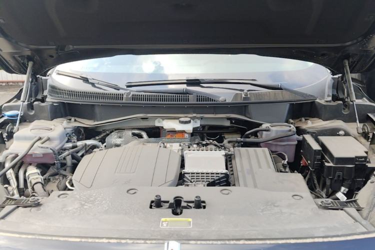 Used Hongqi HS3 PHEV 2025 Model 117km Jingwei Edition Engine Bay