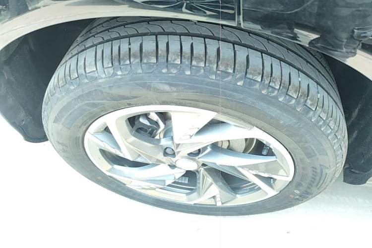 Used Hongqi HS3 PHEV 2025 Model 117km Jingwei Edition Exterior 5