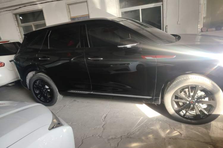 Used Hongqi HS3 PHEV 2025 Model 117km Jingwei Edition Exterior 6