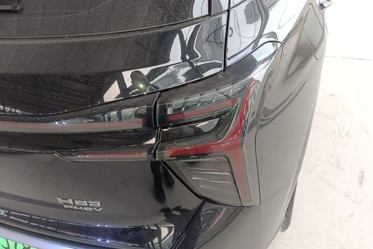 Used Hongqi HS3 PHEV 2025 Model 117km Jingwei Edition Exterior 6