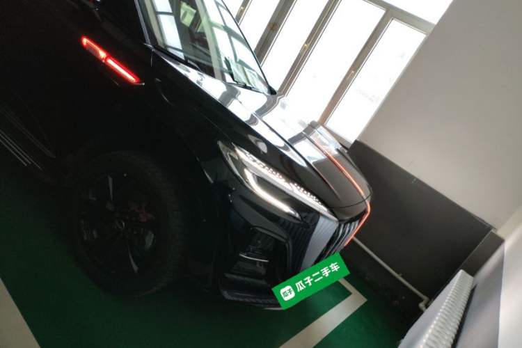 Used Hongqi HS3 PHEV 2025 Model 125km Jingwei PLUS 2 Millionth Anniversary Edition Front