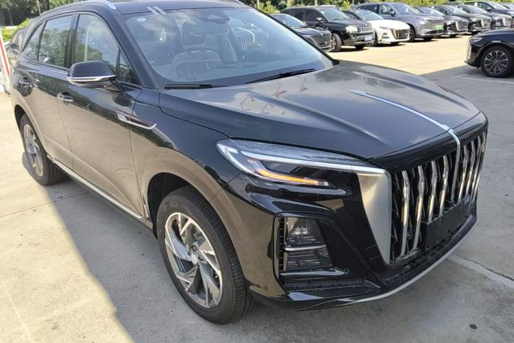 Used Hongqi HS3 PHEV 2025 Model 125km Jingwei 2 Millionth Anniversary Edition Front Right 45 Deg
