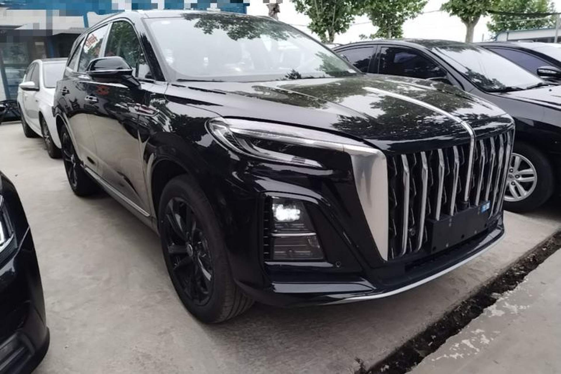 Used Hongqi HS3 PHEV 2025 Model 117km Jingwei Edition Front Right 45 Deg