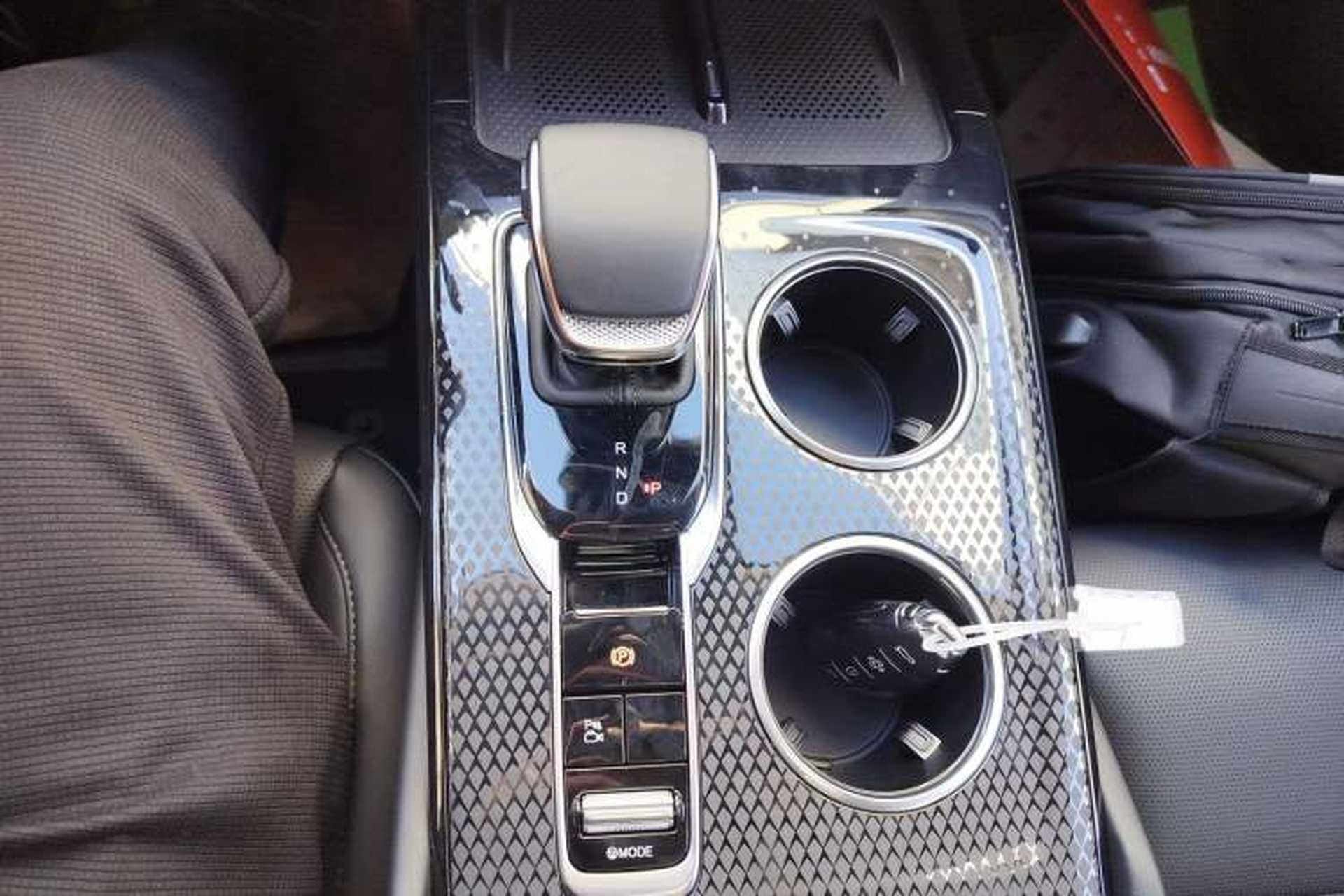 Used Hongqi HS3 PHEV 2025 Model 125km Jingwei 2 Millionth Anniversary Edition Gear Lever