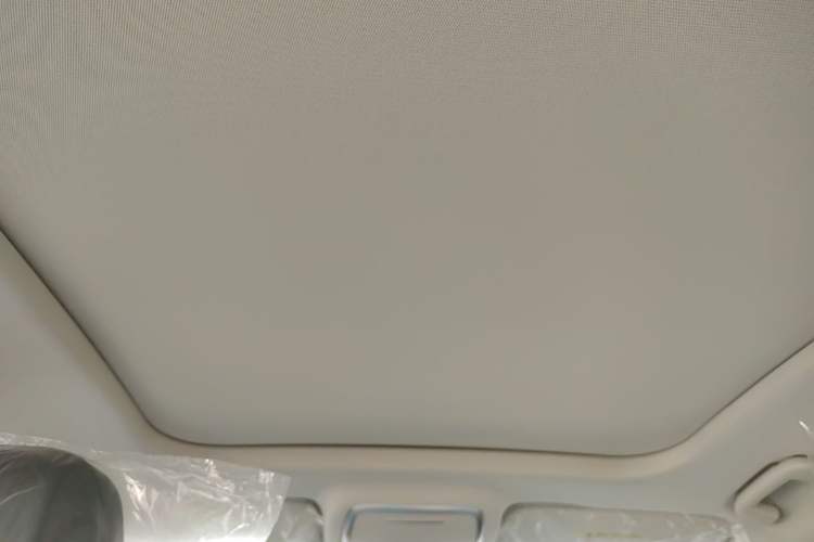 Used Hongqi HS3 PHEV 2025 Model 125km Jingwei 2 Millionth Anniversary Edition Headliner