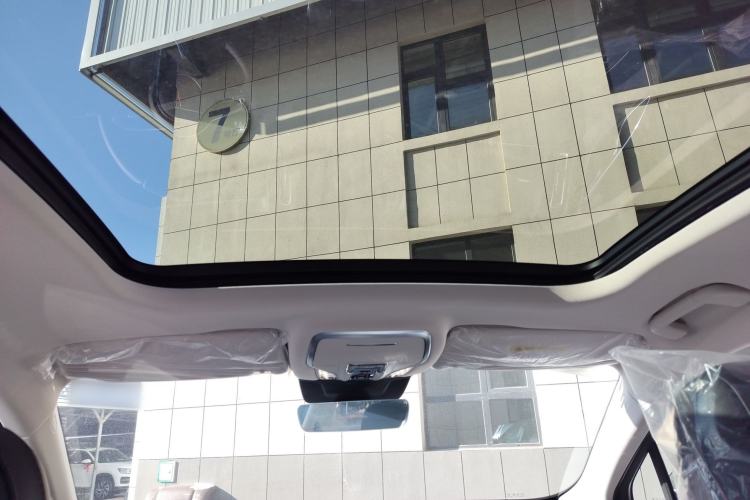 Used Hongqi HS3 PHEV 2025 Model 125km Jingwei 2 Millionth Anniversary Edition Headliner