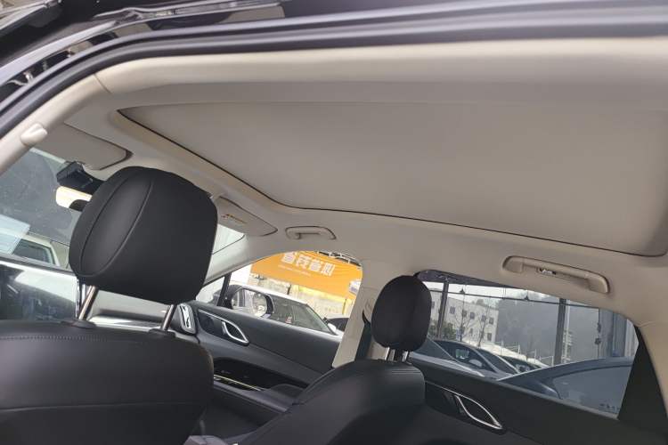 Used Hongqi HS3 PHEV 2025 Model 117km Jingwei Edition Headliner