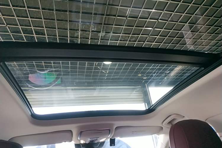 Used Hongqi HS3 PHEV 2025 Model 125km Jingwei 2 Millionth Anniversary Edition Headliner