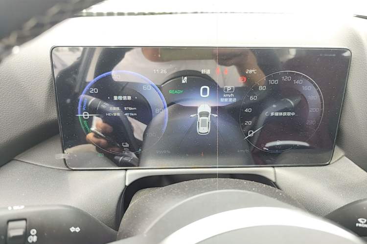 Used Hongqi HS3 PHEV 2025 Model 117km Jingwei Edition Instrument Cluster
