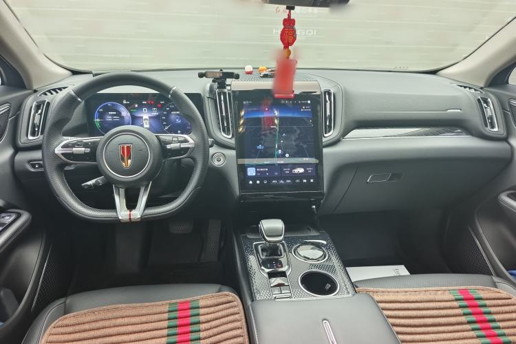 Used Hongqi HS3 PHEV 2025 Model 117km Jingwei Edition Interior 1