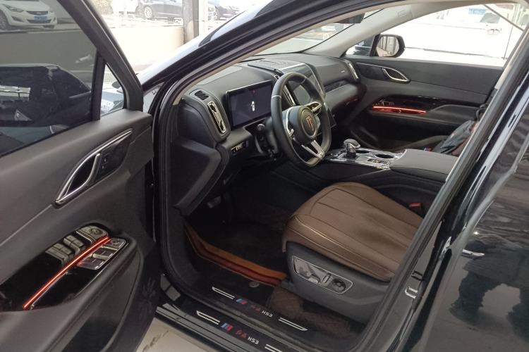 Used Hongqi HS3 PHEV 2025 Model 117km Jingwei Edition Interior 3