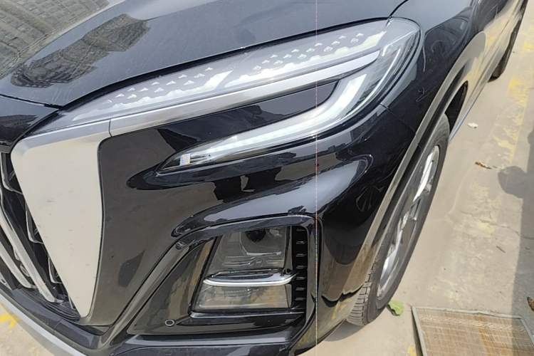 Used Hongqi HS3 PHEV 2025 Model 117km Jingwei Edition Left Front Headlight