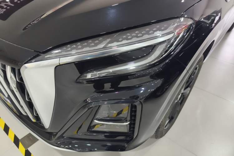Used Hongqi HS3 PHEV 2025 Model PHEV 117km Jingwei PLUS Edition Left Front Headlight