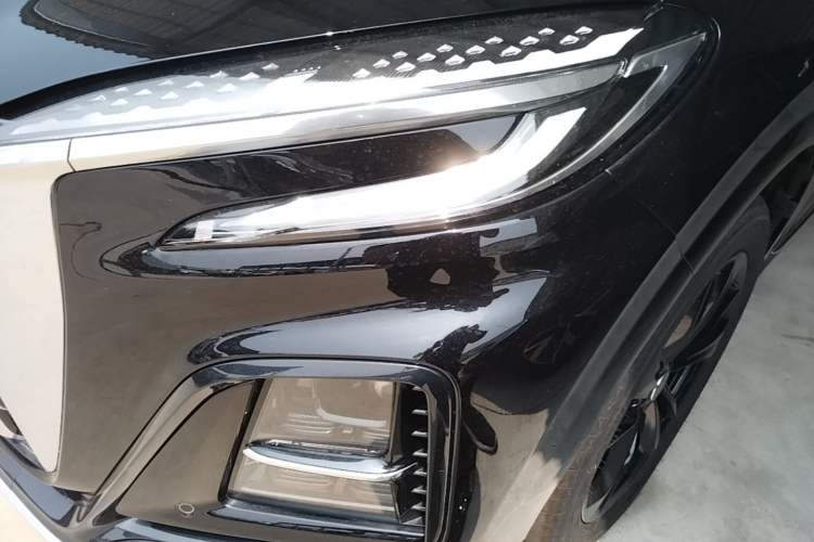 Used Hongqi HS3 PHEV 2025 Model 117km Jingwei Edition Left Front Headlight