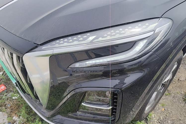 Used Hongqi HS3 PHEV 2025 Model 117km Jingwei Edition Left Front Headlight