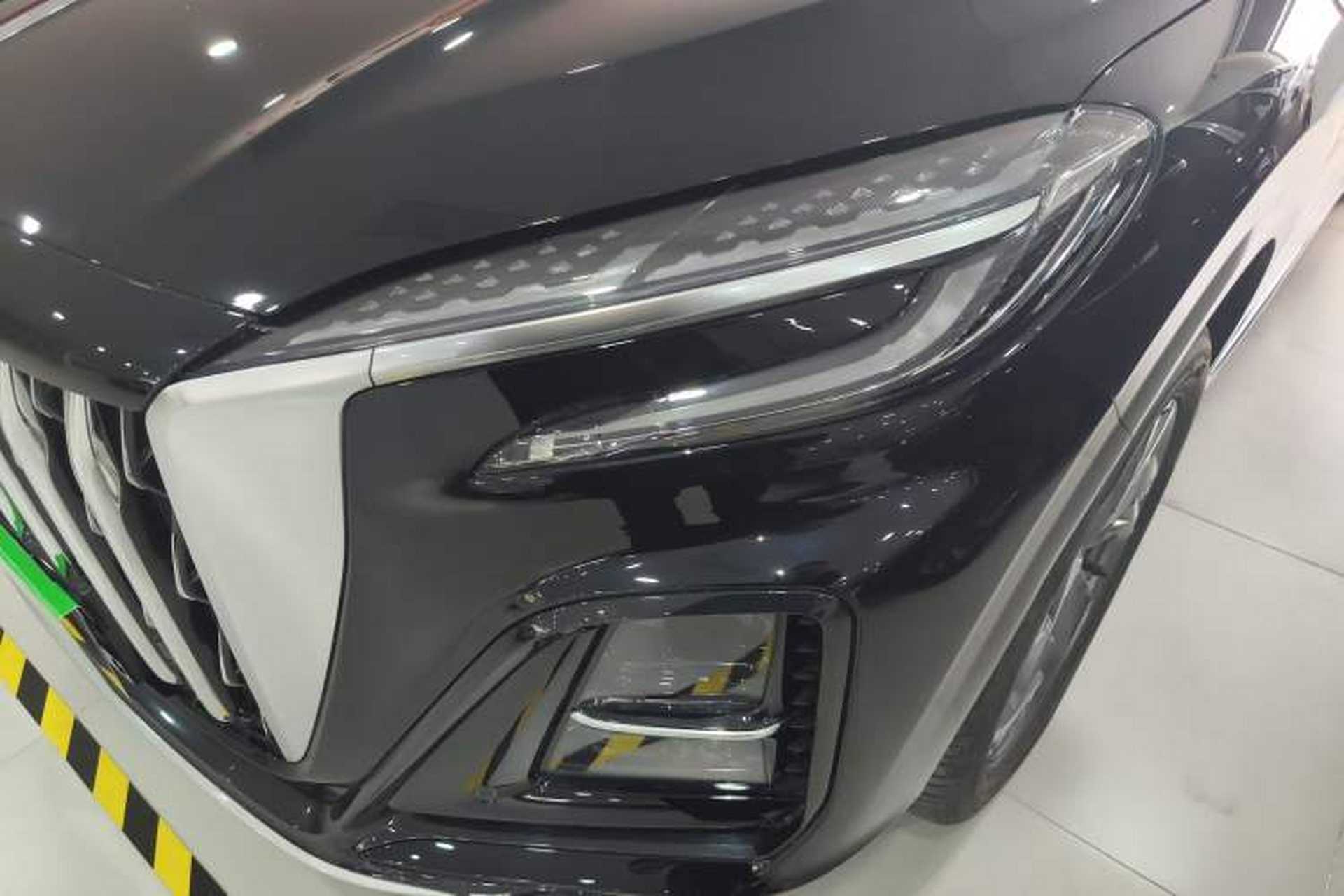 Used Hongqi HS3 PHEV 2025 Model 117km Jingwei Edition Left Front Headlight