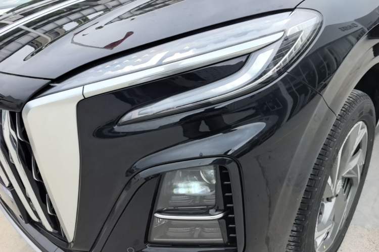 Used Hongqi HS3 PHEV 2025 Model 125km Jingwei 2 Millionth Anniversary Edition Left Front Headlight
