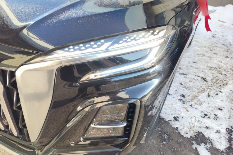 Used Hongqi HS3 PHEV 2025 Model 125km Jingwei 2 Millionth Anniversary Edition Left Front Headlight