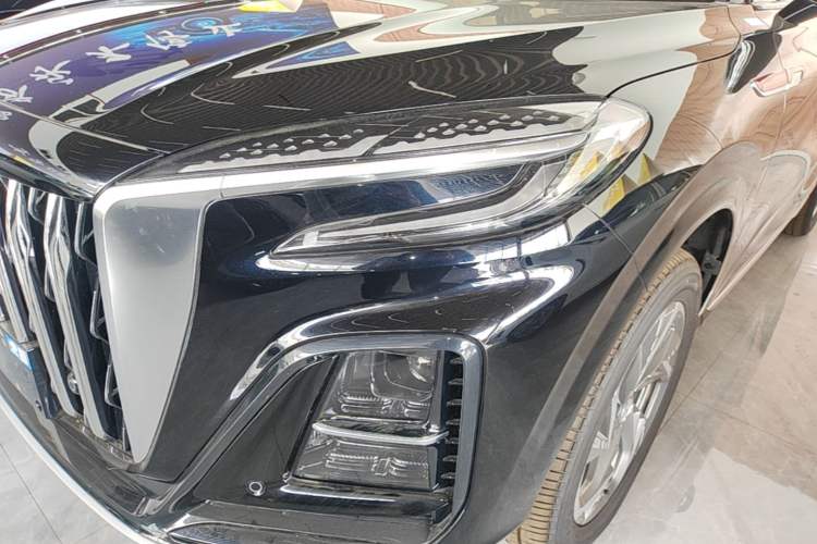 Used Hongqi HS3 PHEV 2025 Model 125km Jingwei 2 Millionth Anniversary Edition Left Front Headlight