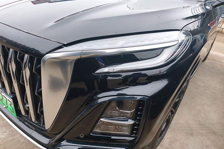 Used Hongqi HS3 PHEV 2025 Model 125km Jingwei 2 Millionth Anniversary Edition Left Front Headlight