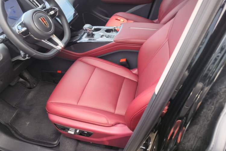 Used Hongqi HS3 PHEV 2025 Model 125km Jingwei 2 Millionth Anniversary Edition Left Front Seat