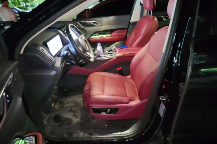 Used Hongqi HS3 PHEV 2025 Model 125km Jingwei PLUS 2 Millionth Anniversary Edition Left Front Seat