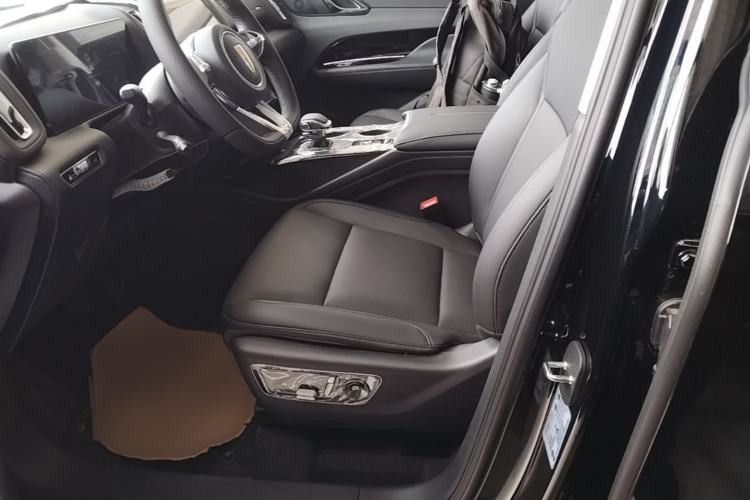 Used Hongqi HS3 PHEV 2025 Model 117km Jingwei Edition Left Front Seat