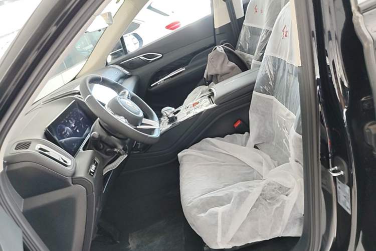 Used Hongqi HS3 PHEV 2025 Model PHEV 117km Jingwei PLUS Edition Left Front Seat