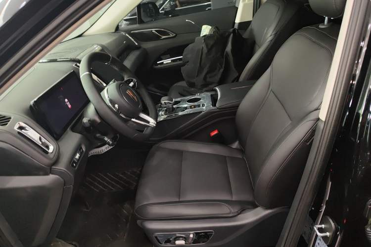 Used Hongqi HS3 PHEV 2025 Model 117km Jingwei Edition Left Front Seat