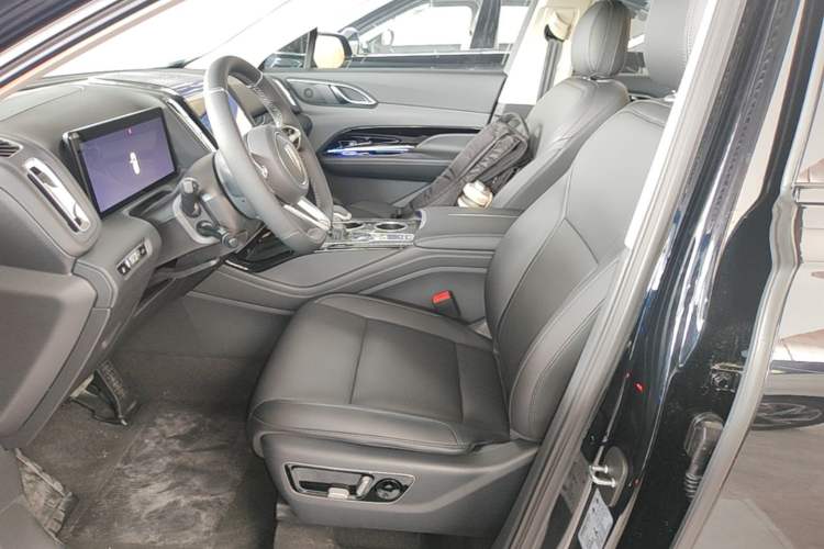 Used Hongqi HS3 PHEV 2025 Model 125km Jingwei 2 Millionth Anniversary Edition Left Front Seat