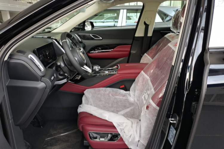 Used Hongqi HS3 PHEV 2025 Model 125km Jingwei PLUS 2 Millionth Anniversary Edition Left Front Seat