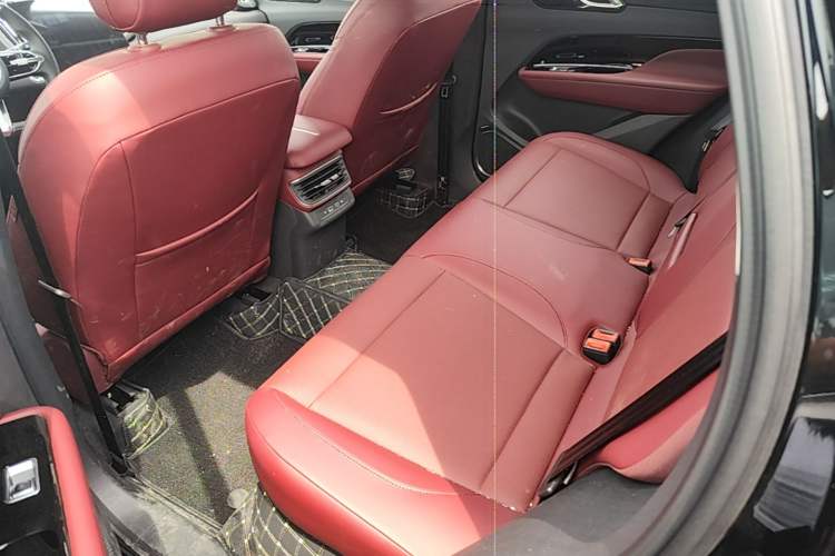Used Hongqi HS3 PHEV 2025 Model 117km Jingwei Edition Left Rear Seat