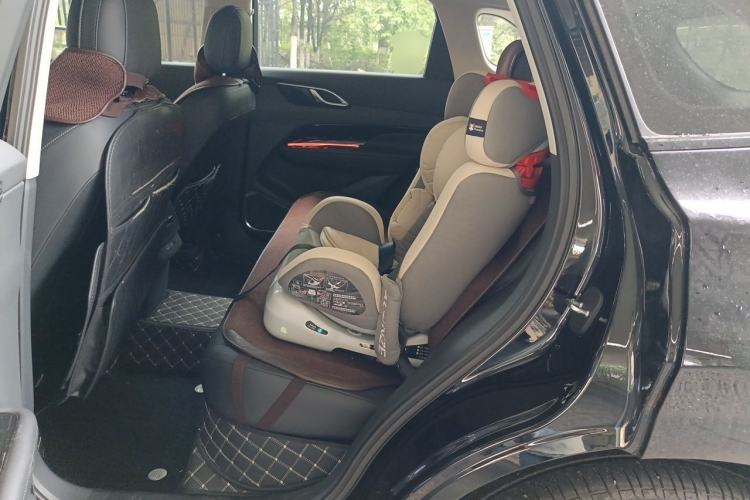 Used Hongqi HS3 PHEV 2025 Model 125km Jingwei 2 Millionth Anniversary Edition Left Rear Seat