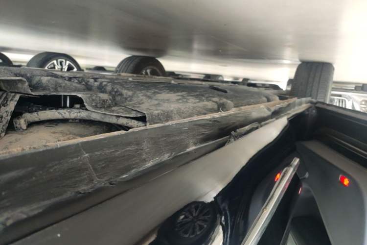 Used Hongqi HS3 PHEV 2025 Model 117km Jingwei Edition Left Side Sill