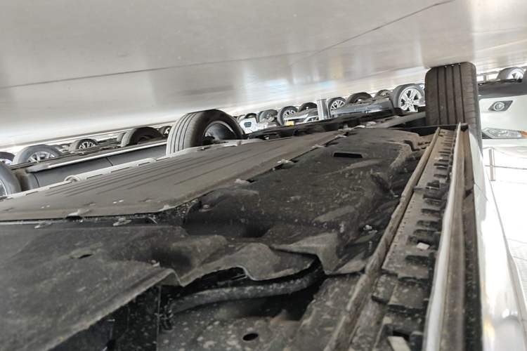 Used Hongqi HS3 PHEV 2025 Model PHEV 117km Jingwei PLUS Edition Left Side Sill