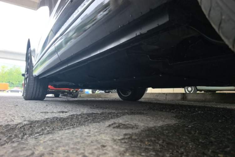 Used Hongqi HS3 PHEV 2025 Model PHEV 117km Jingwei PLUS Edition Left Side Sill