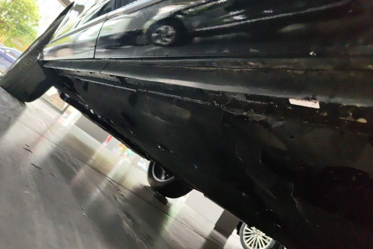 Used Hongqi HS3 PHEV 2025 Model 117km Jingwei Edition Left Side Sill
