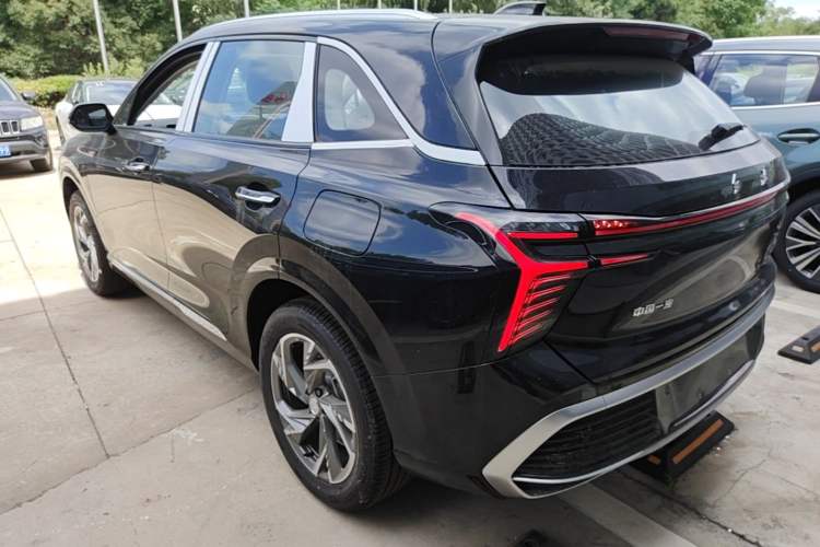Used Hongqi HS3 PHEV 2025 Model 125km Jingwei 2 Millionth Anniversary Edition Rear Left 45 Deg