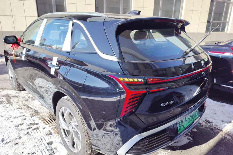Used Hongqi HS3 PHEV 2025 Model 125km Jingwei 2 Millionth Anniversary Edition Rear Left 45 Deg