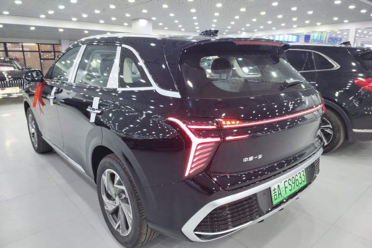 Used Hongqi HS3 PHEV 2025 Model 125km Jingwei 2 Millionth Anniversary Edition Rear Left 45 Deg
